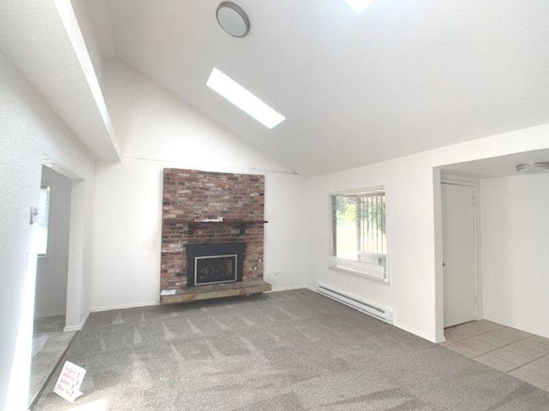 13311 Jordan Rd - Photo 4 of 15