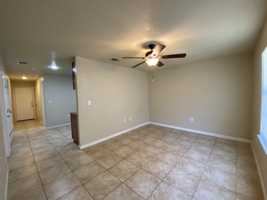 featured image of 512 Dossey St #102