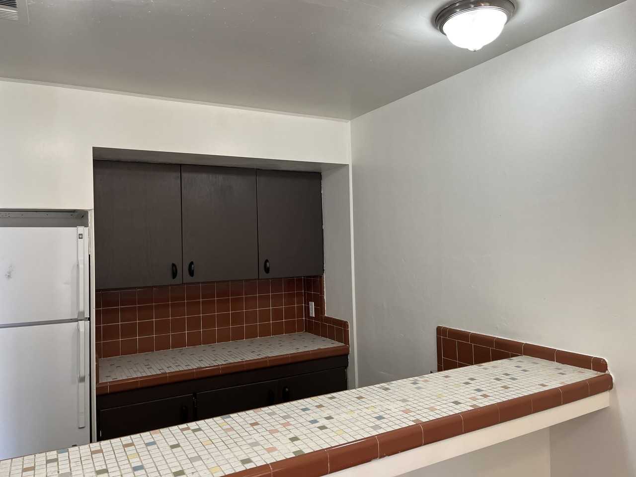 8600 Zuni Rd Se - Photo 4 of 25