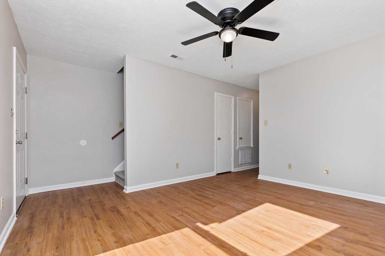 5902 Aftonshire Dr #NA - Photo 5 of 21