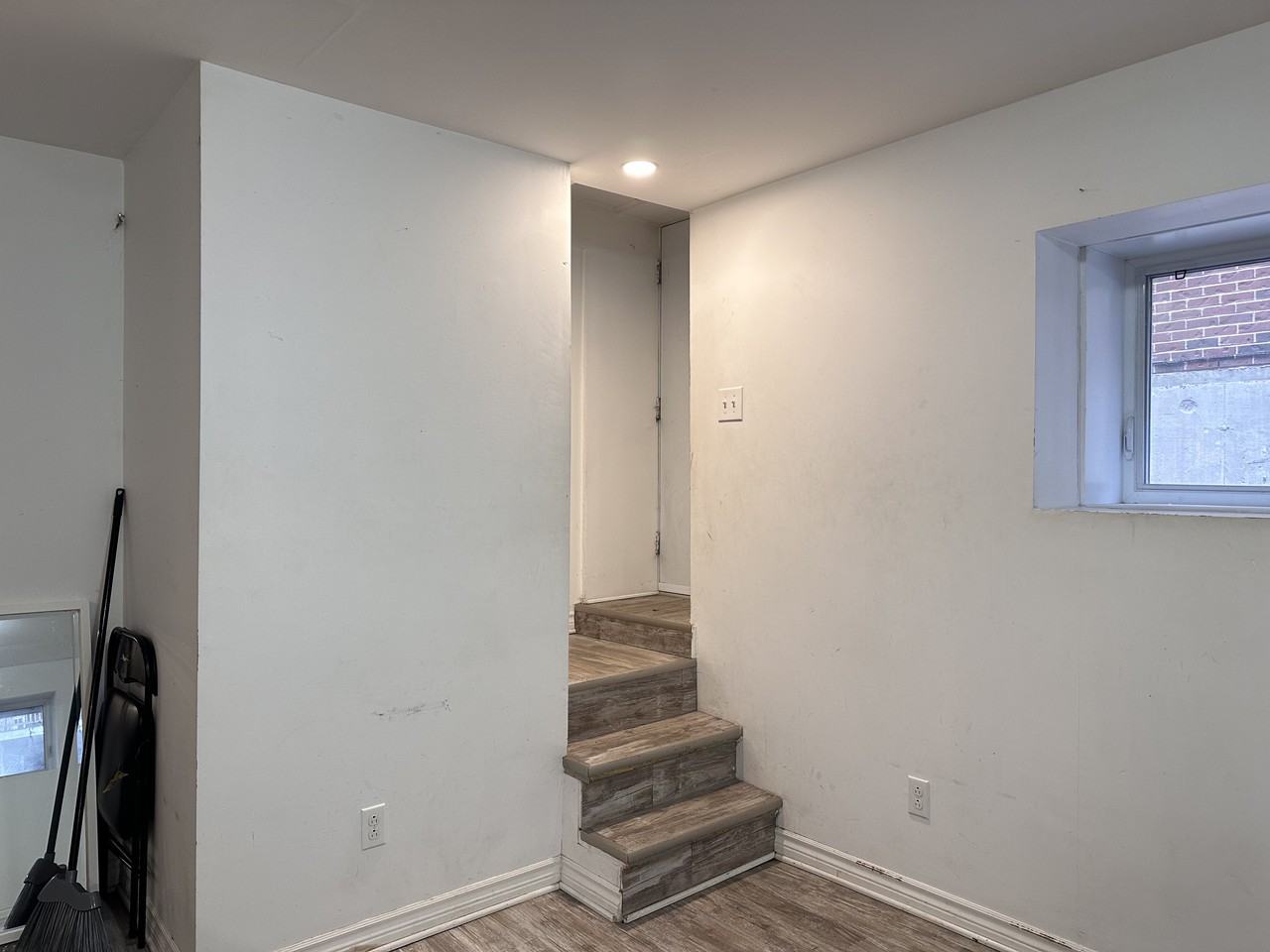 5440 Avenue Brodeur - Photo 3 of 4