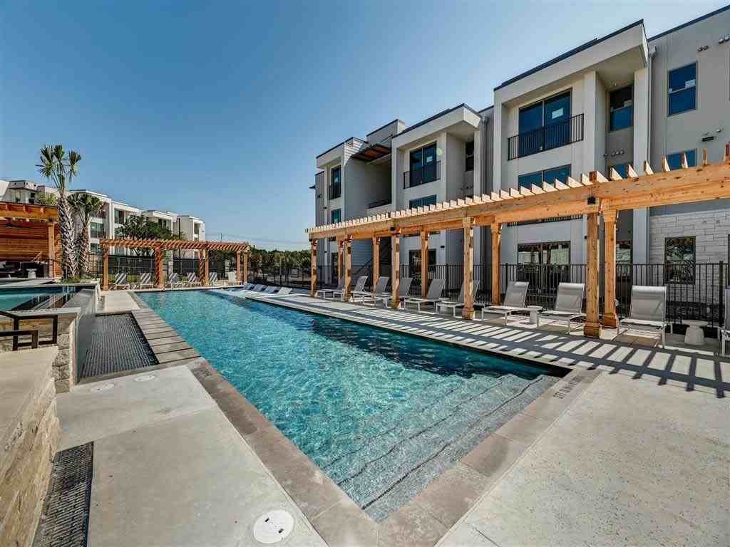 SLAUGHTER & #B2-3 - Photo 5 of 47