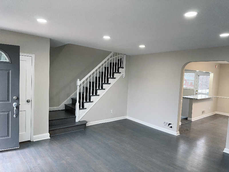 906 Saint Agnes Ln - Photo 2 of 18