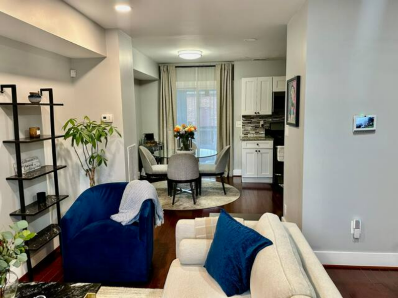 3426 Eads St Ne - Photo 3 of 12