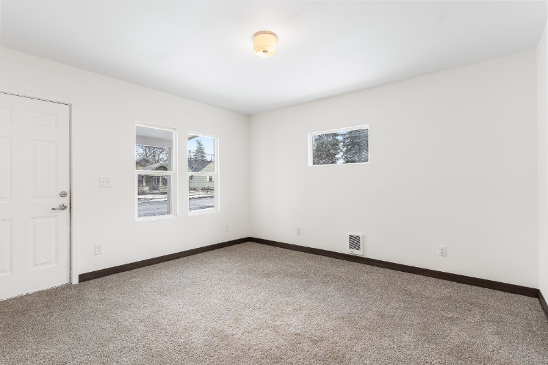 1718 E 15th Ave - Photo 3 of 19