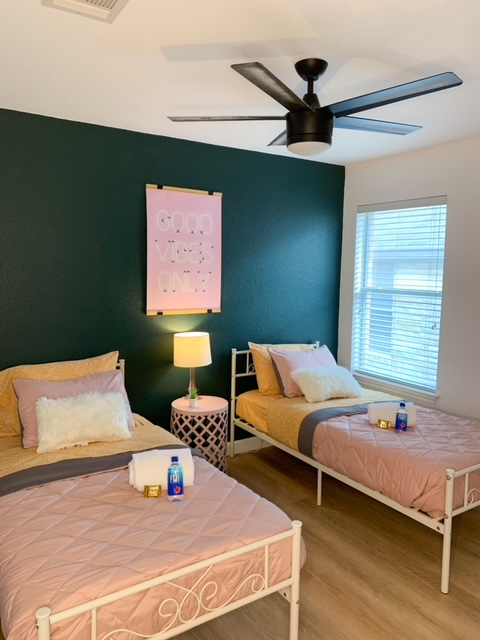 2004 Melissa Oaks Ln - Photo 4 of 9