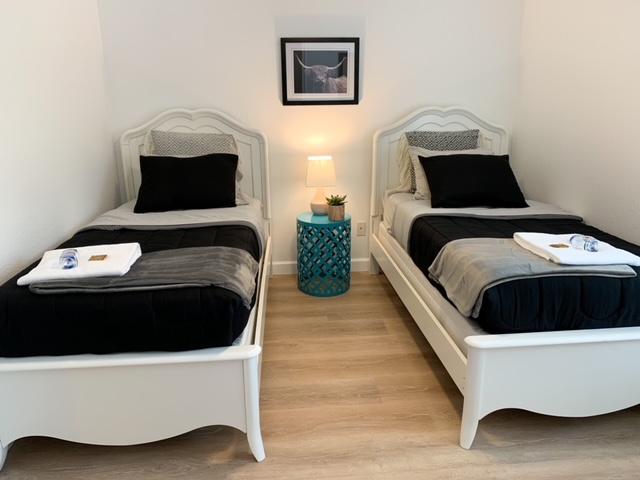 2004 Melissa Oaks Ln - Photo 5 of 9