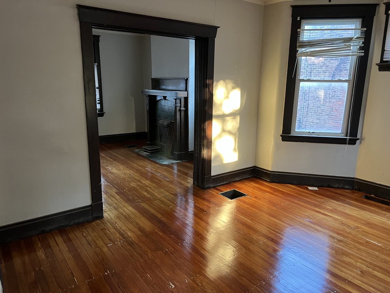 2351 Chickasaw Street - Photo 4 of 11