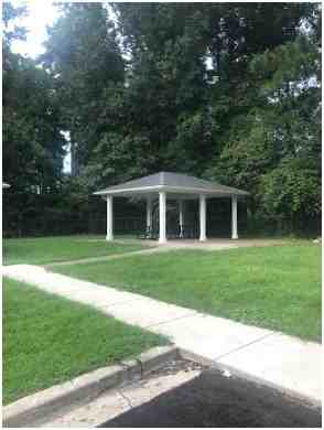 Summerville Villas - Photo 2 of 7