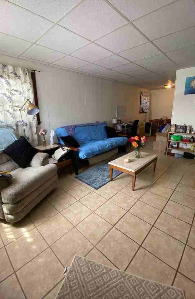 MOUNTAINVIEW AVENUE 2171 - Photo 2 of 6