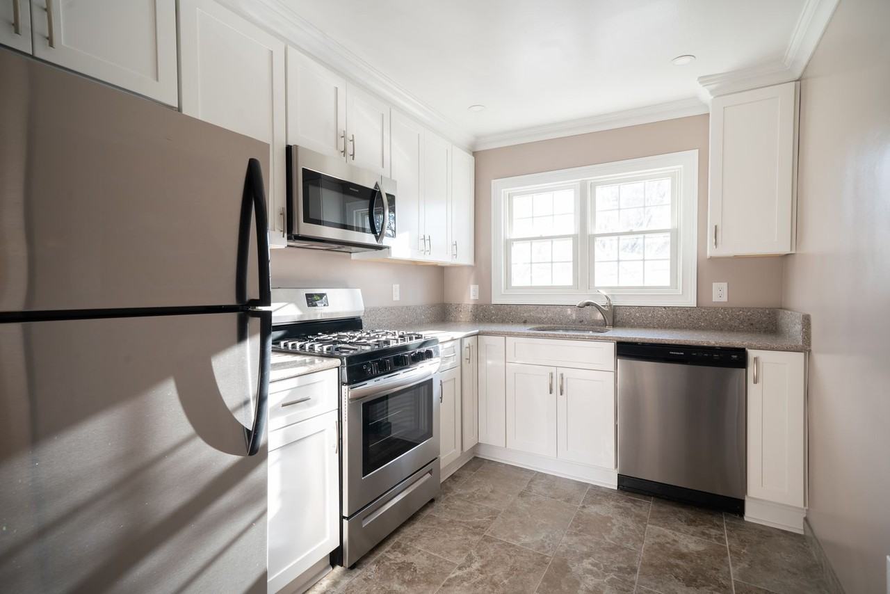 The East Hill - Photo 7 of 19