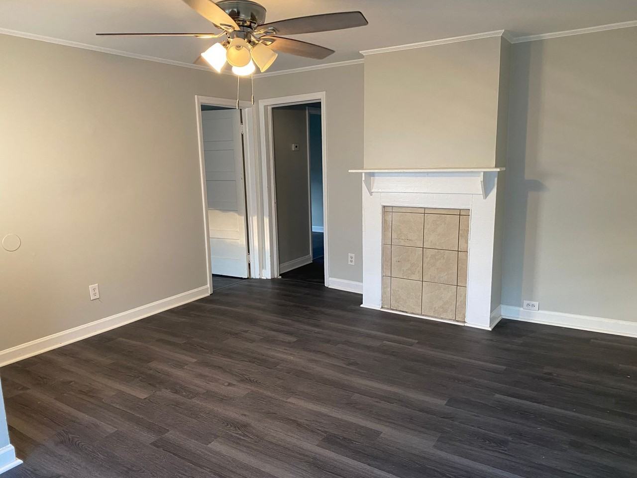 206 Lenox St - Photo 2 of 10