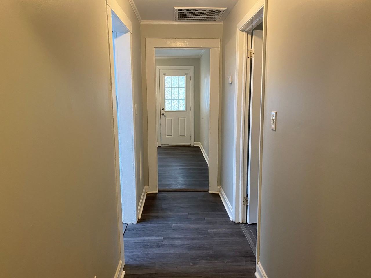 206 Lenox St - Photo 4 of 10