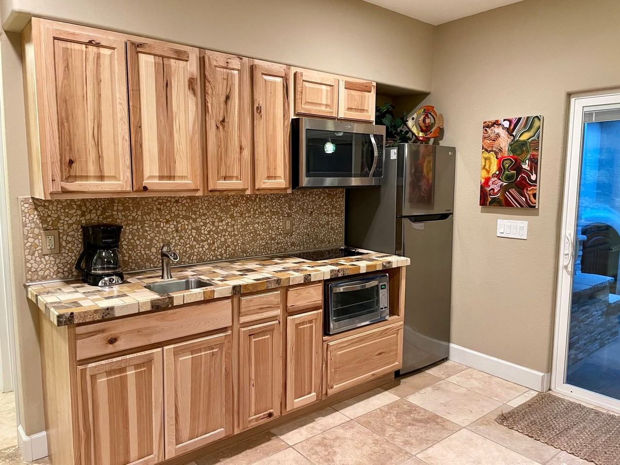 2727 Bluebonnet Ln - Photo 2 of 15