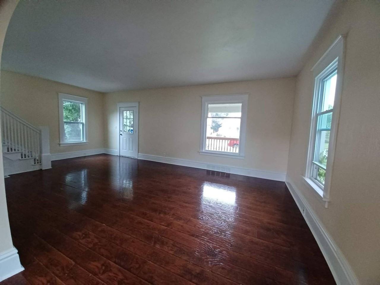 1508 N Court St - Photo 2 of 8