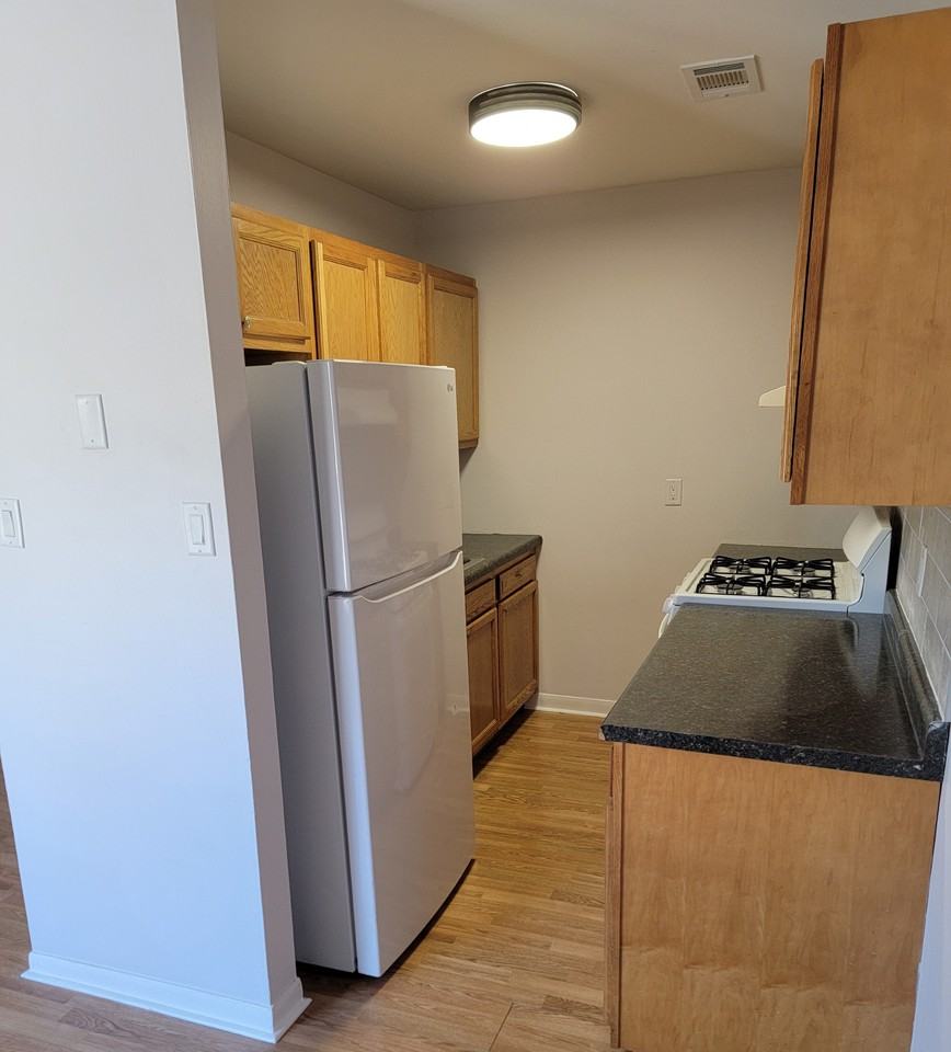 701 Carla Dr #B - Photo 2 of 8