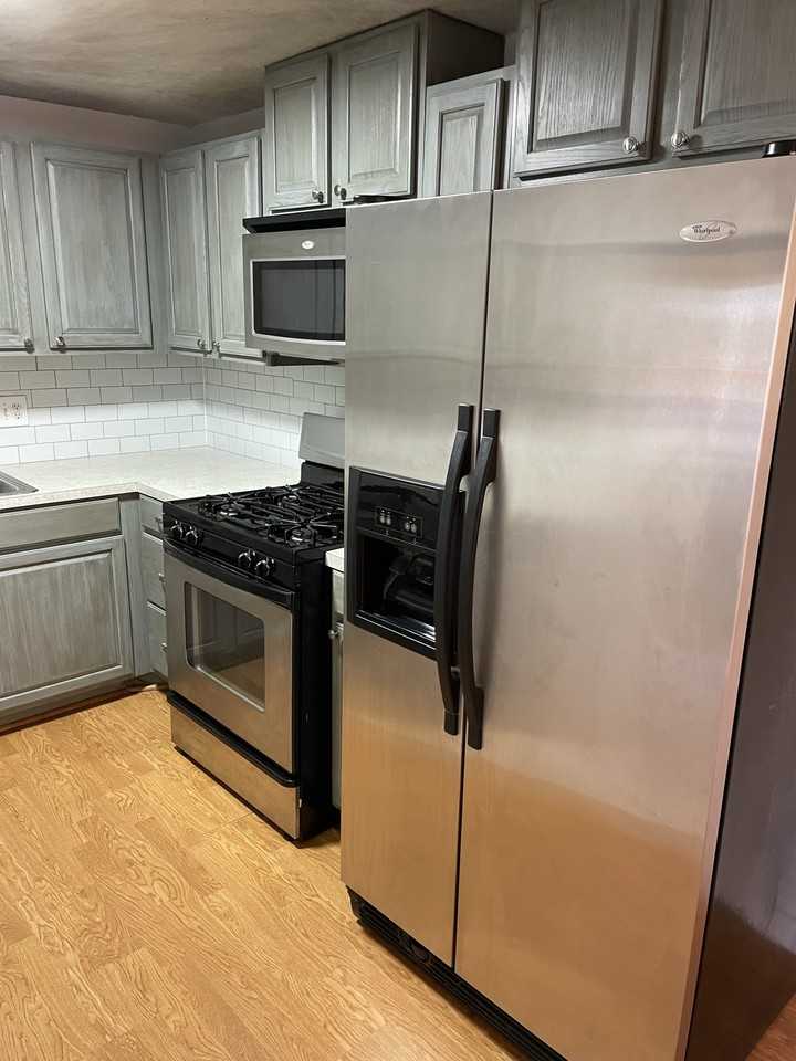 8 Lancelot Ct #24 - Photo 3 of 16