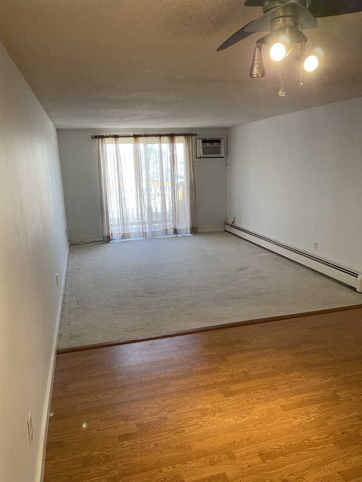 8 Lancelot Ct #24 - Photo 7 of 16