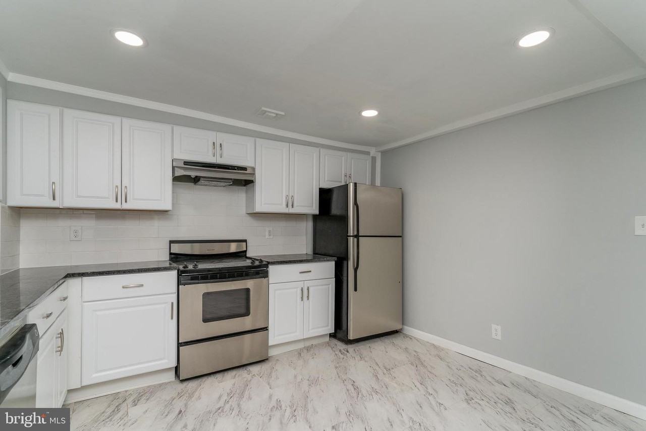 2000 Bank St #1 - Photo 6 of 17