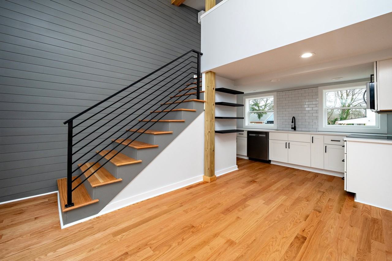 210 Lincoln Ct #1 - Photo 4 of 14