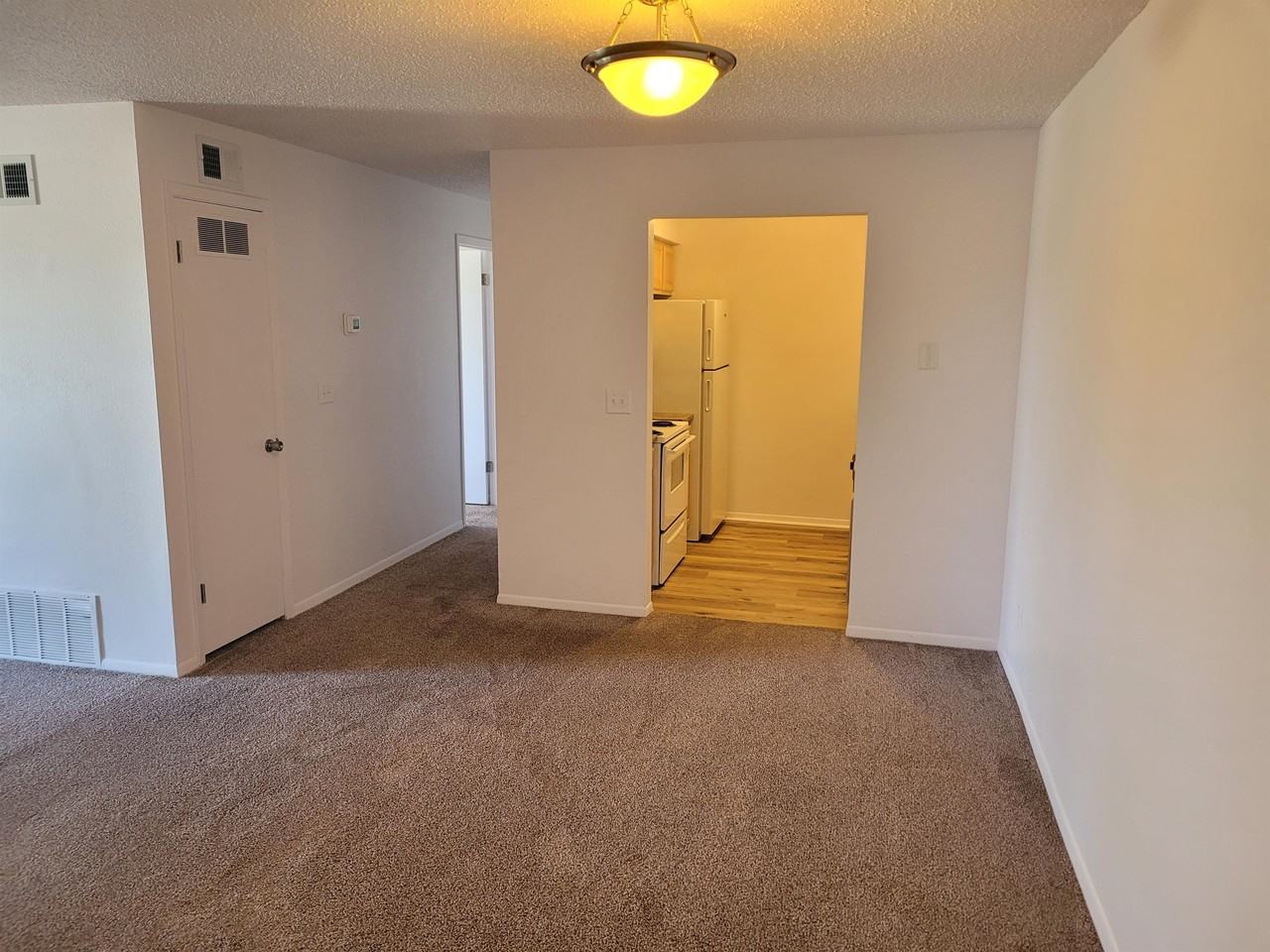 5510 Kirkwood Blvd SWApt 1 551001, Cedar Rapids, IA 52404 2 Bedroom