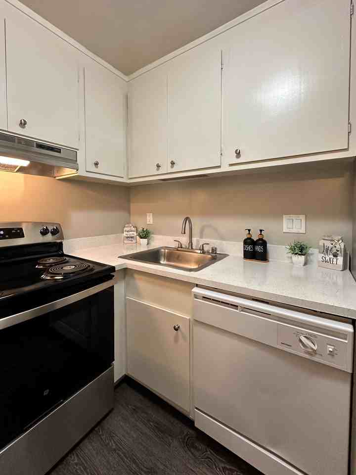 Newell Vista Apartments 1200 Newell Hill Pl, Walnut Creek, CA 94596