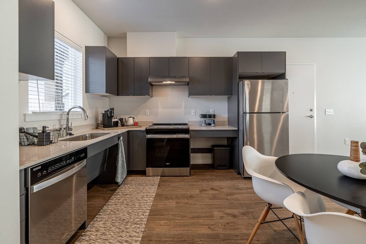 Sagecrest Apartments - Photo 2 of 39