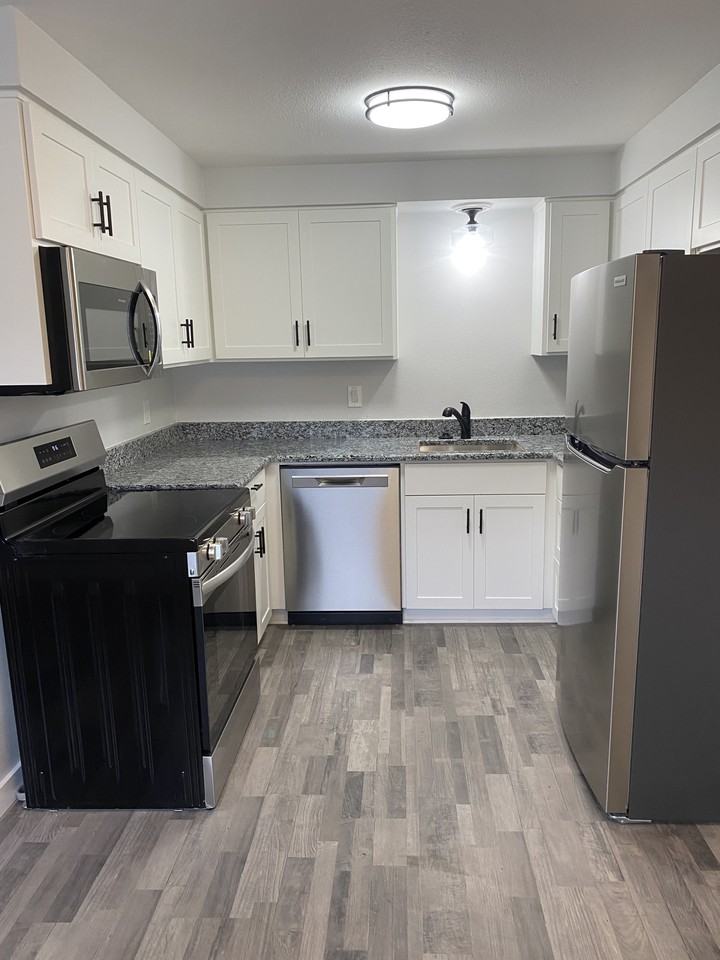 3137 Brittany Drive - Photo 3 of 17