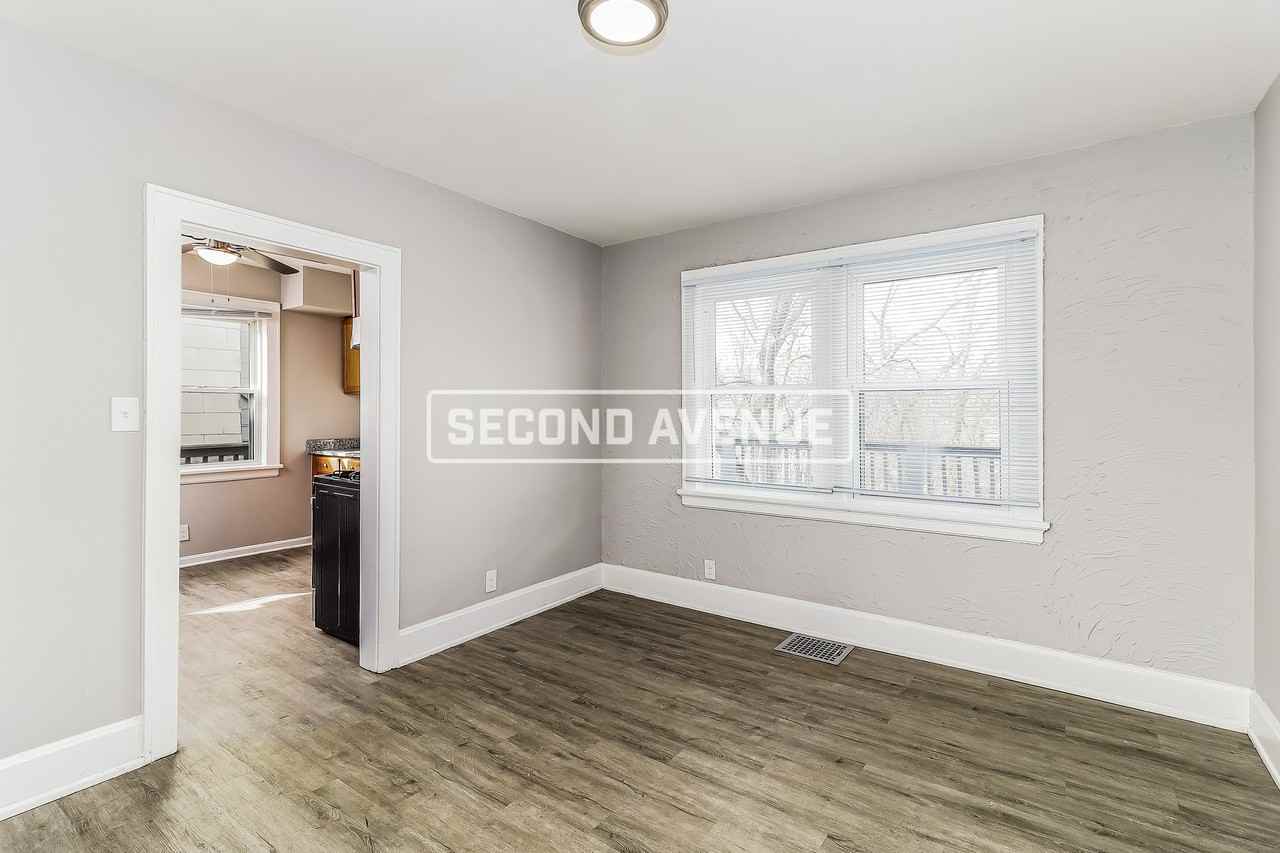 3157 Sunshine Ave - Photo 5 of 21