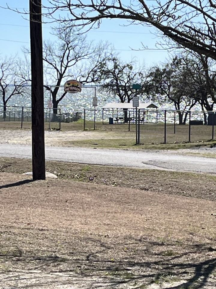 865 Briggs Blvd - Photo 2 of 16