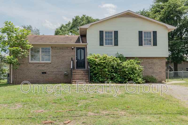 3010 Friendship Rd - Photo 2 of 42