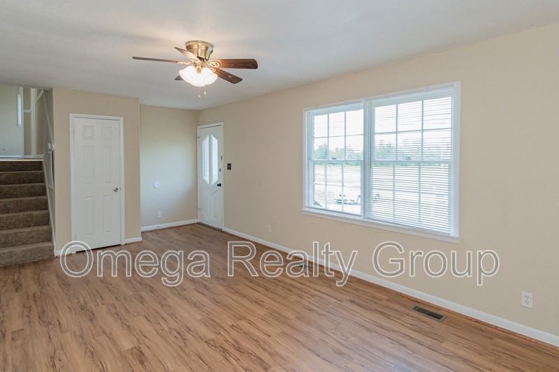 3010 Friendship Rd - Photo 7 of 42