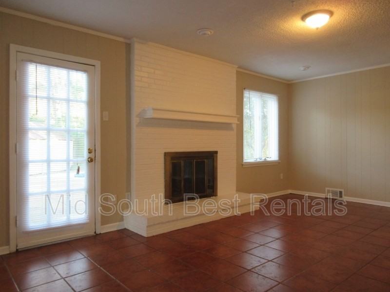 6427 Sulgrave Dr - Photo 2 of 8