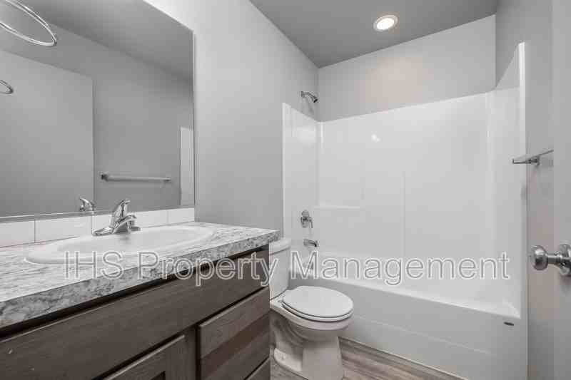 309 Dawson Ln #B - Photo 7 of 11
