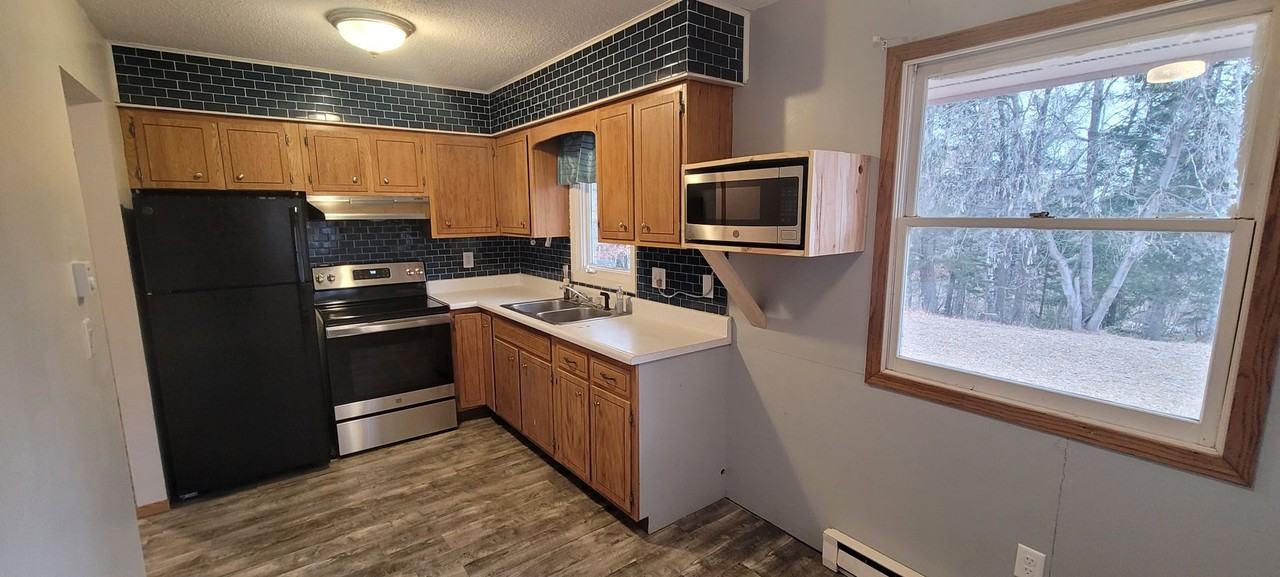 1821 Gregg Ct Nw - Photo 2 of 11