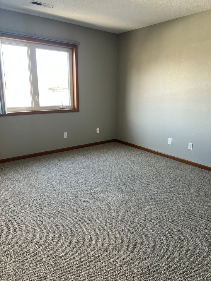 Mapleton Apartments 1600 Mapleton Ave, Bismarck, ND 58503 Zumper