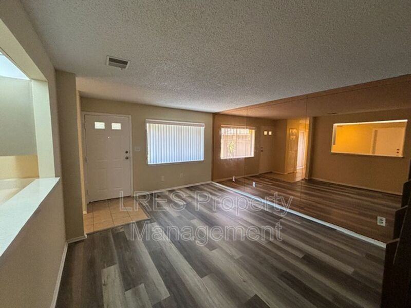 4444 Ring Neck Rd - Photo 7 of 26