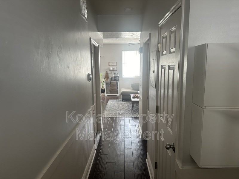 153 Bamberger Rd - Photo 7 of 27