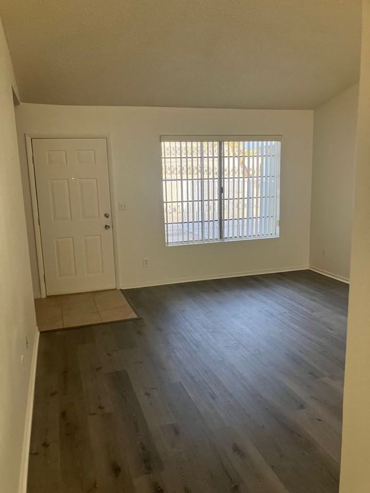 2158 High Dunes Lane - Photo 5 of 25