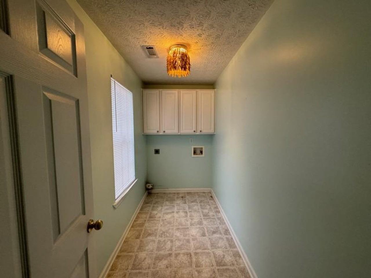 2015 Big Cypress Ln - Photo 3 of 6