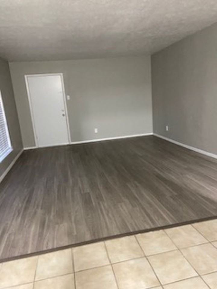Tierra Del Sol Apartments - Photo 6 of 18