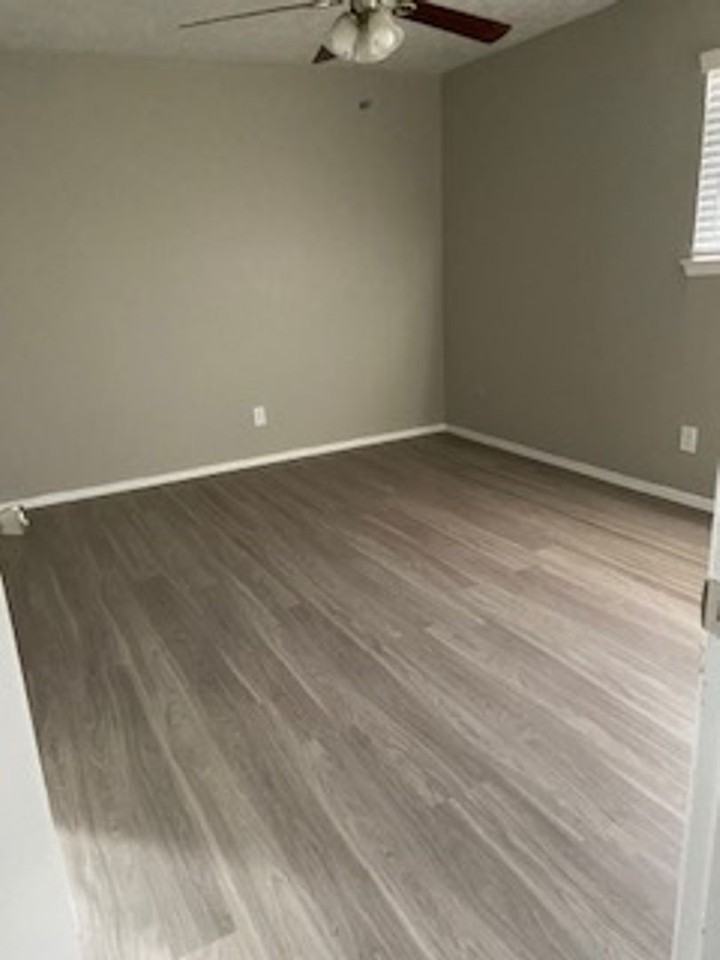 Tierra Del Sol Apartments - Photo 7 of 18