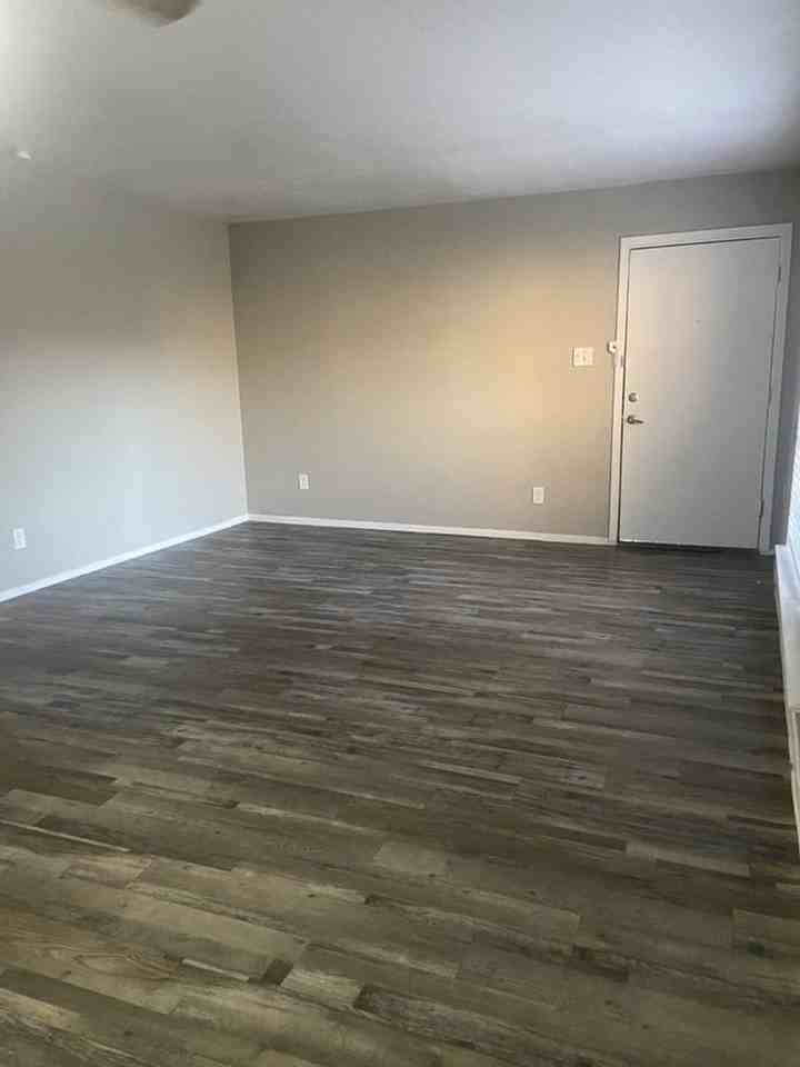 Tierra Del Sol Apartments - Photo 4 of 25