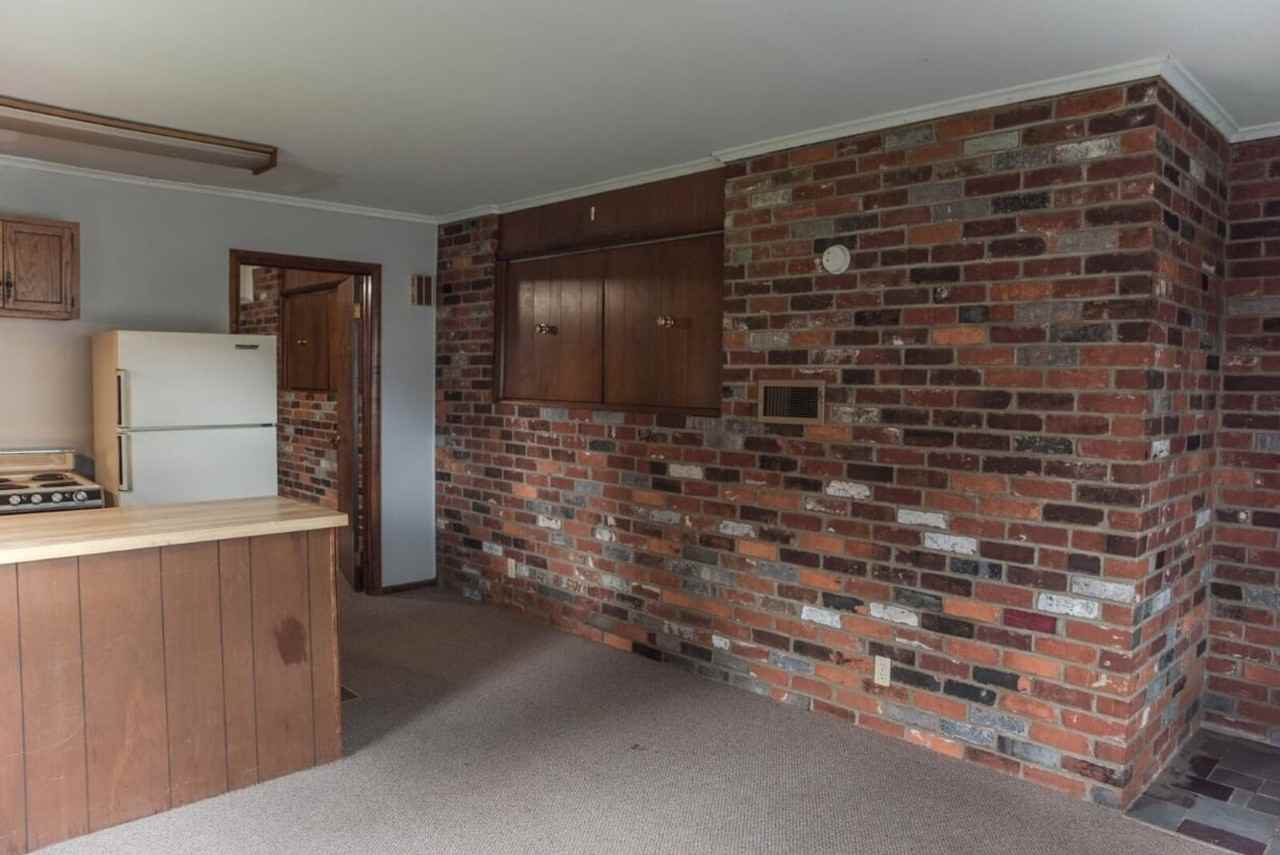 824 W Wayne St - Photo 5 of 29