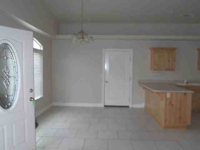 26 E 450 N - Photo 3 of 6