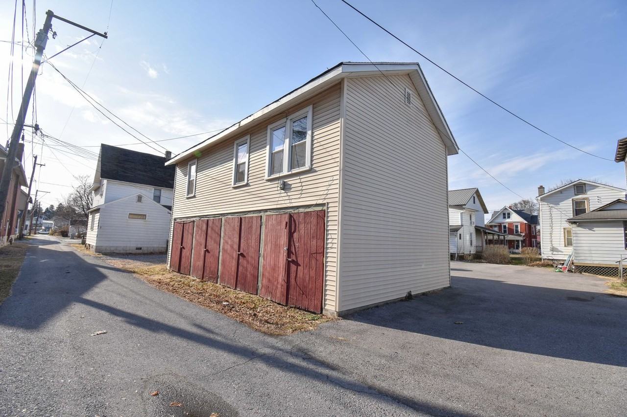 108 W Bald Eagle St Rear 108 - Photo 2 of 21
