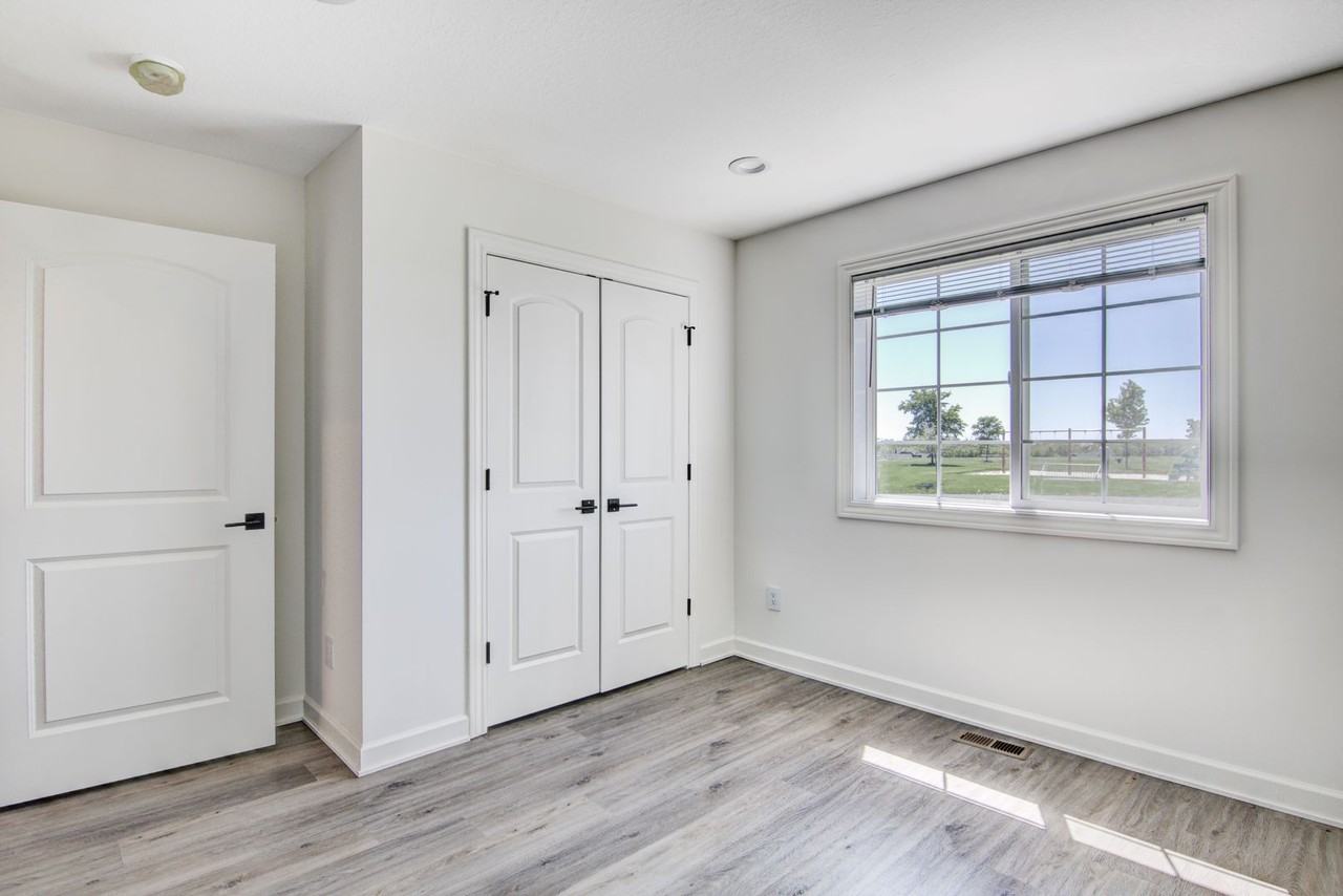 2485 Cedarwood Ln - Photo 5 of 31