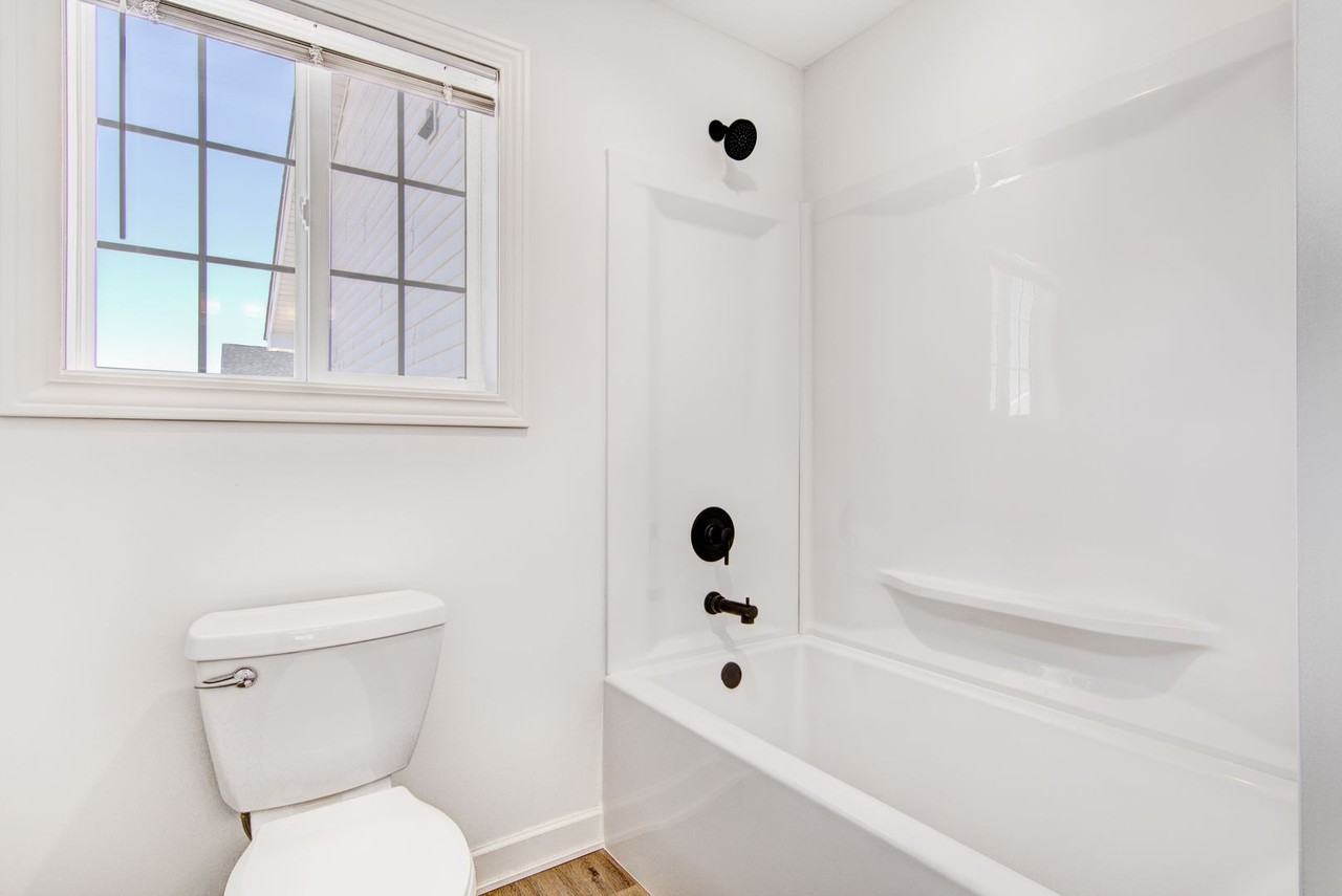 2485 Cedarwood Ln - Photo 6 of 31