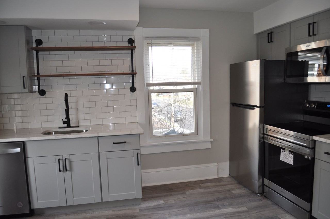 132 Spring Street - Photo 2 of 21