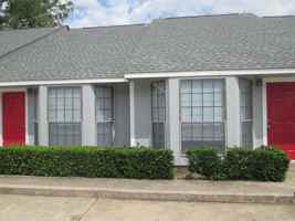 featured image of 402 Kennon Ln